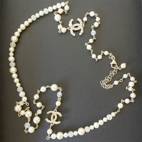 chanel pearl necklace amazon|Chanel pearl necklace faux.